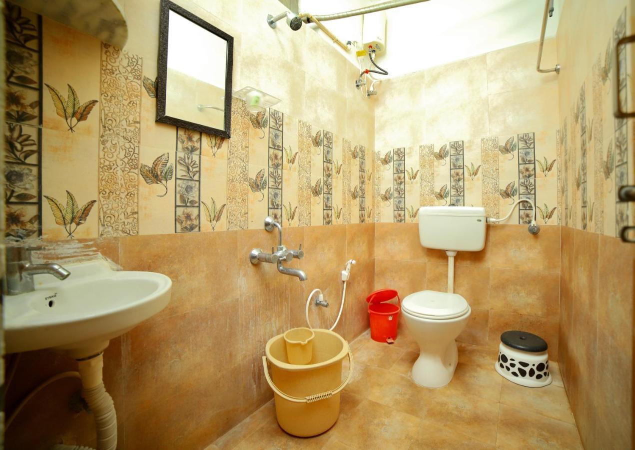 Truelife Homestays - Alamelu Avenue - Fully Furnished Ac 2Bhk Apartments In Tirupati - Walkable To Restaurants & Super Market - Fast Wifi - Kitchen - Easy Access To Airport, Railway Station, Sri Padmavathi & Tirumala Temple 외부 사진